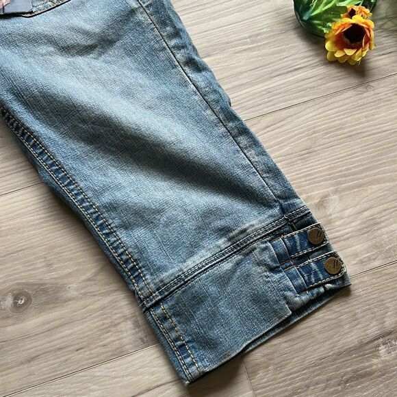 NWT Industrial Cotton Light Wash Capris Jeans Cropped Size 9 - Picture 4 of 7
